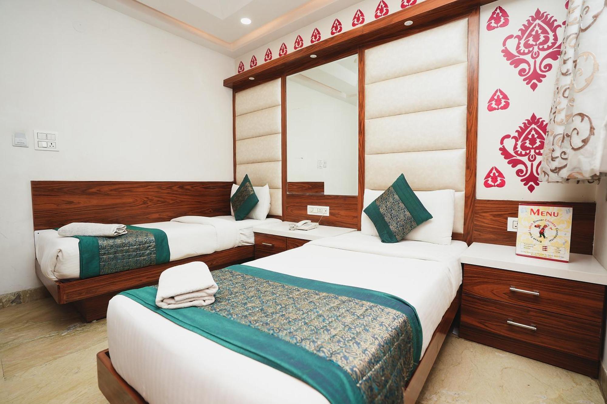 Hotel Kabir Palace Karol Bagh Nueva Delhi Exterior foto