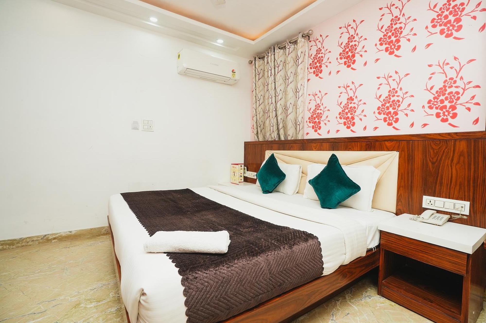 Hotel Kabir Palace Karol Bagh Nueva Delhi Exterior foto